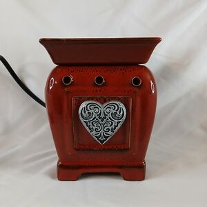 Scentsy Heartfelt Red Heart Ceramic Full Size Wax Warmer ~ Retired.
